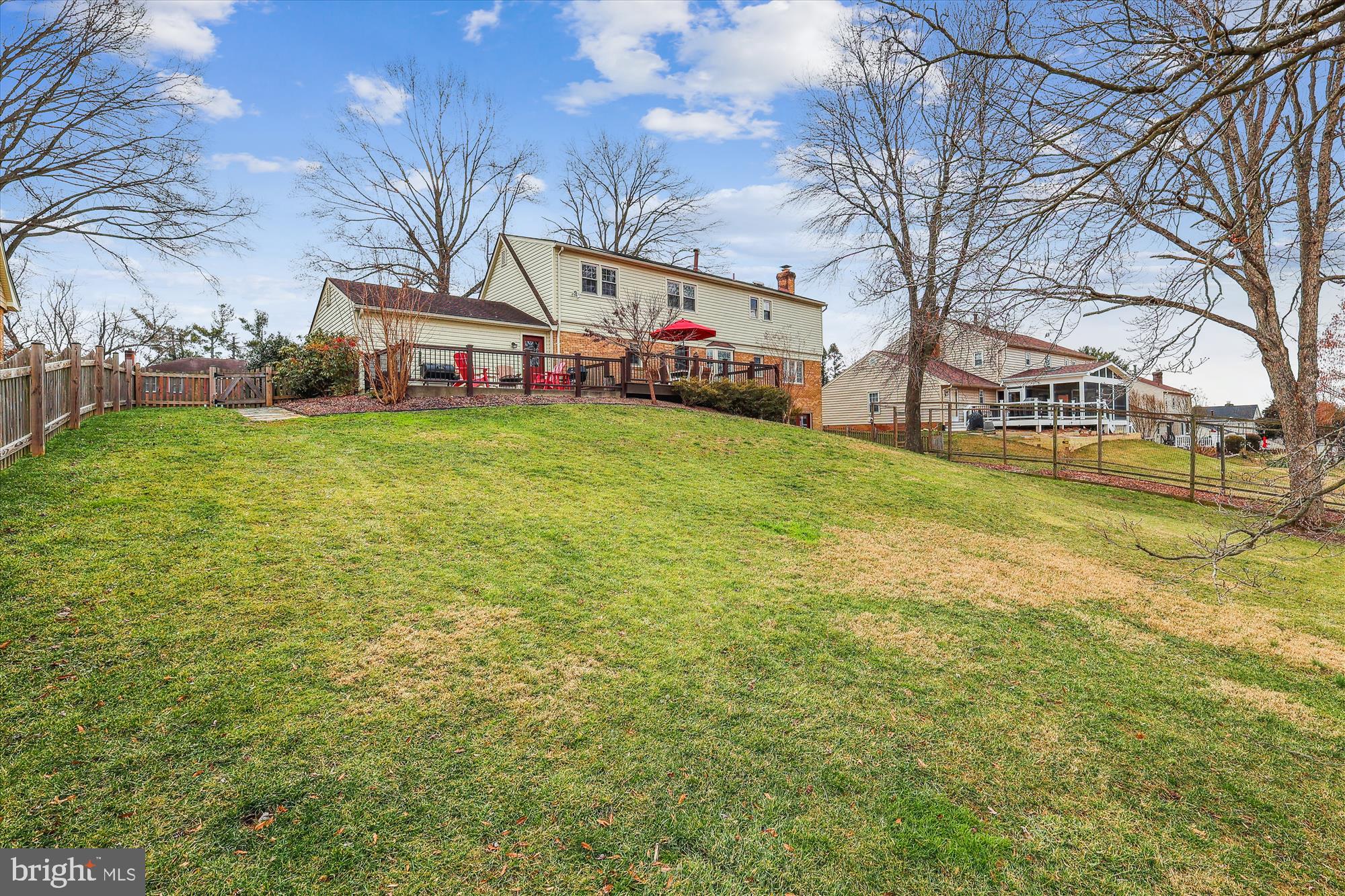 15120 Centergate Dr