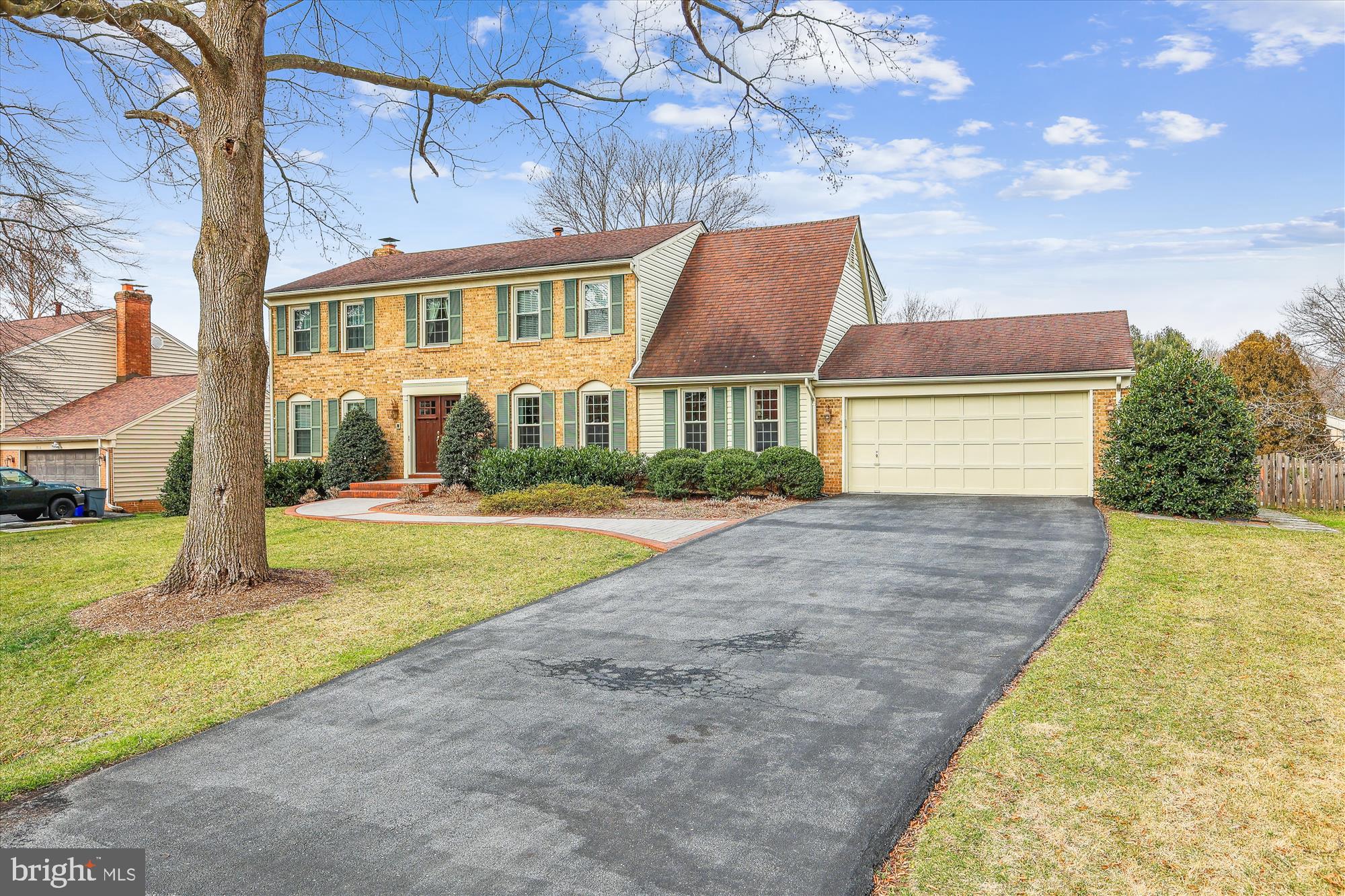 15120 Centergate Dr