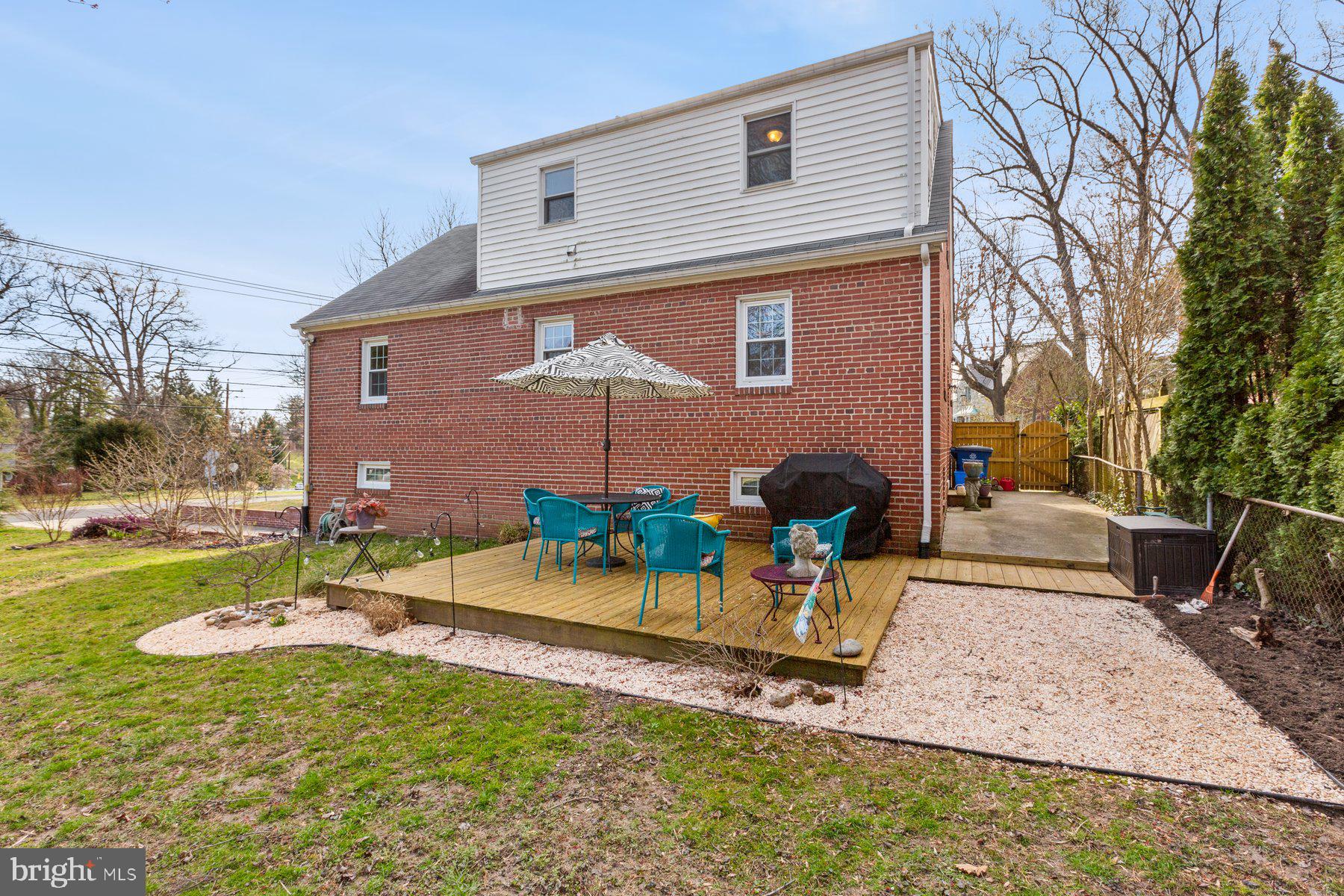 10216 Lorain Ave