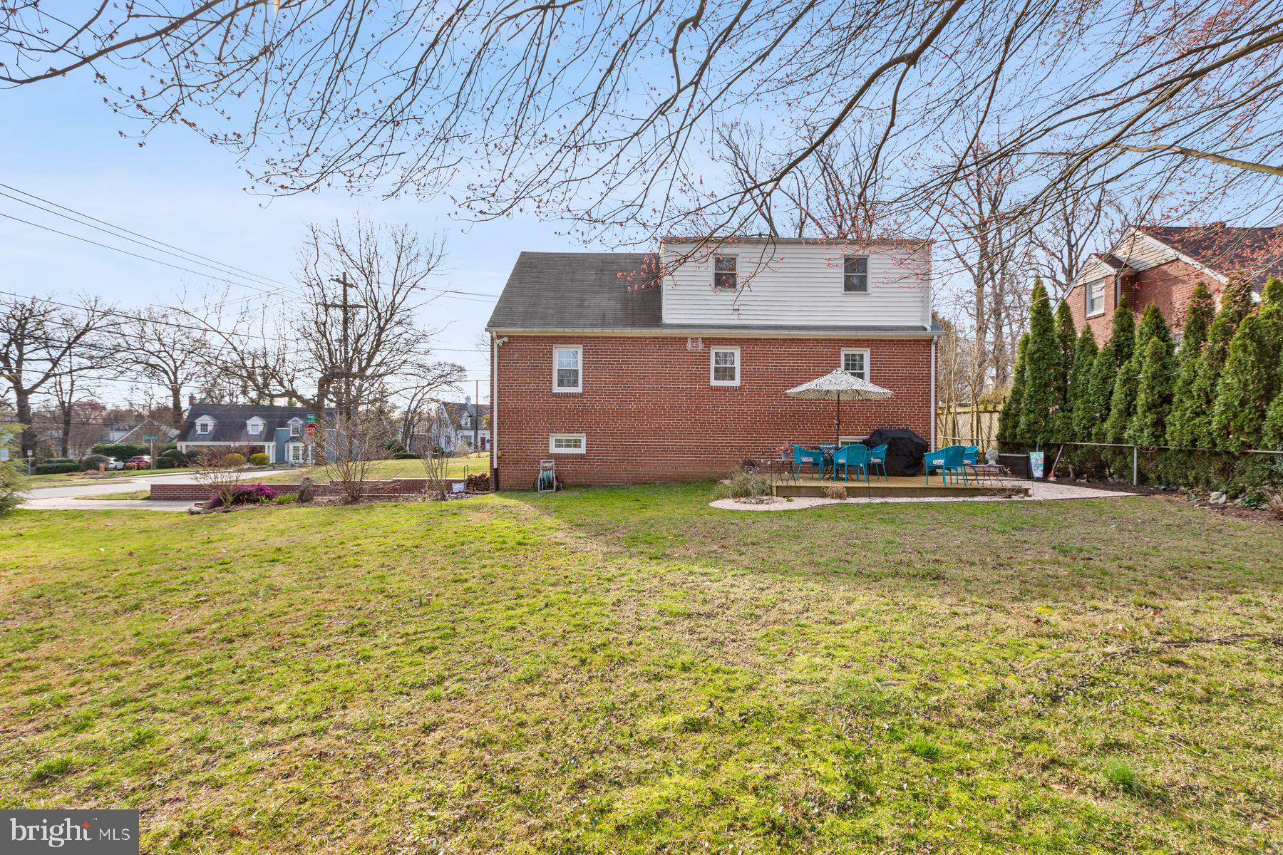 10216 Lorain Ave