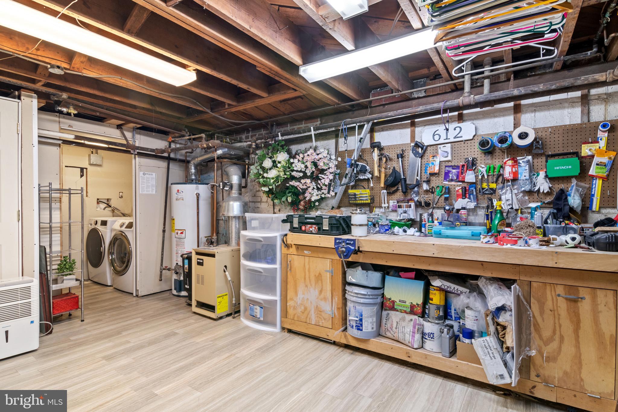 612 Ellsworth Dr