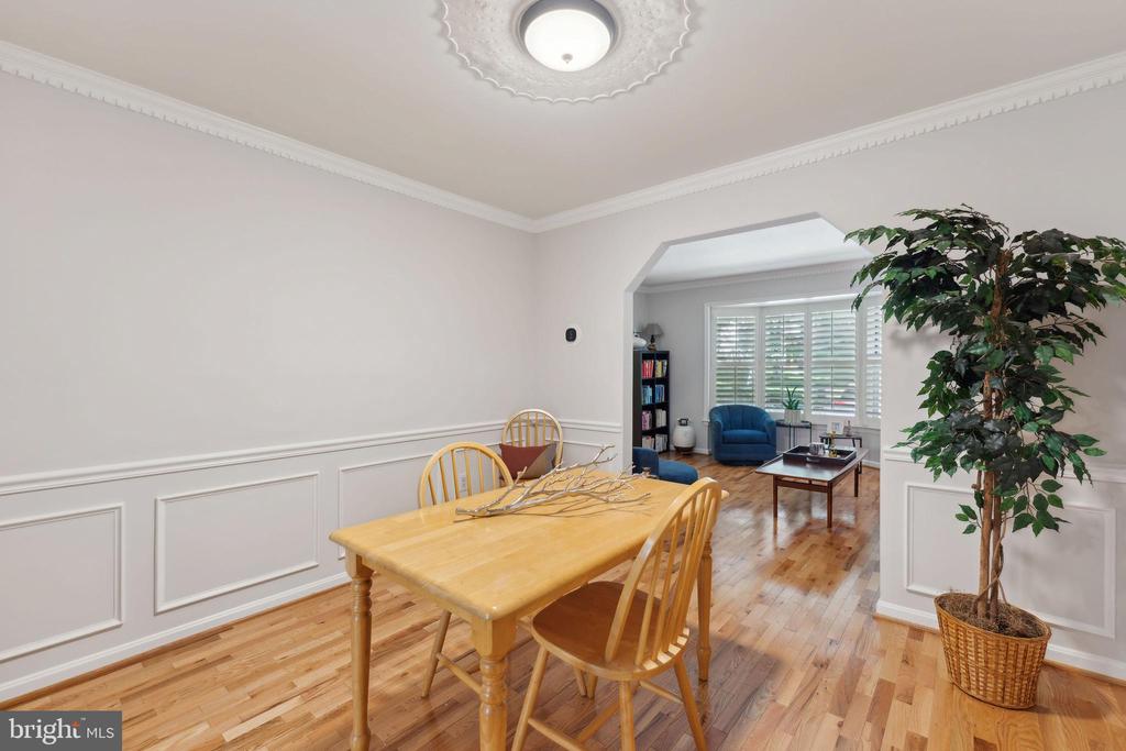 1507 Ivystone Ct