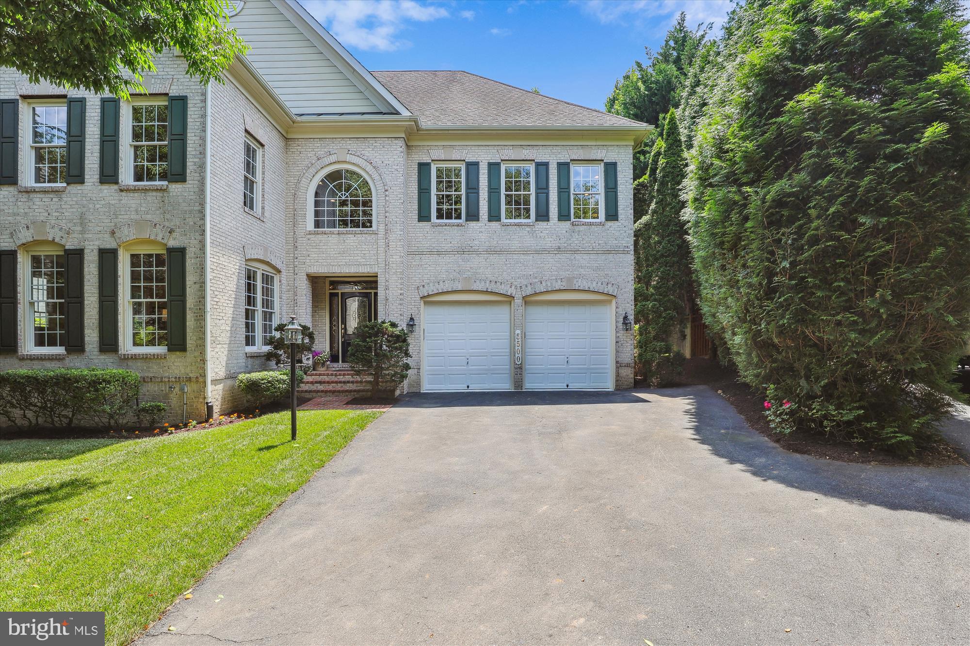 5500 Spruce Tree Ave