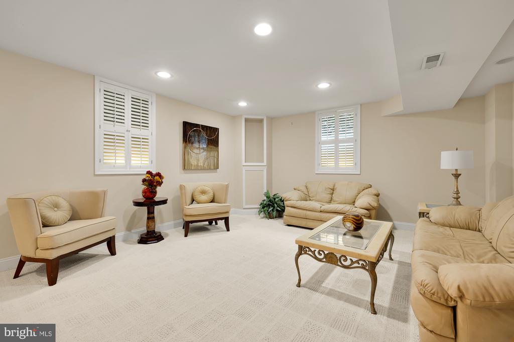 3803 Wingleaf Ct