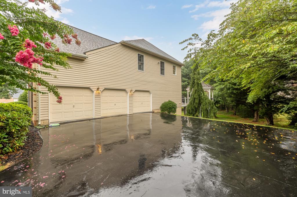 3803 Wingleaf Ct
