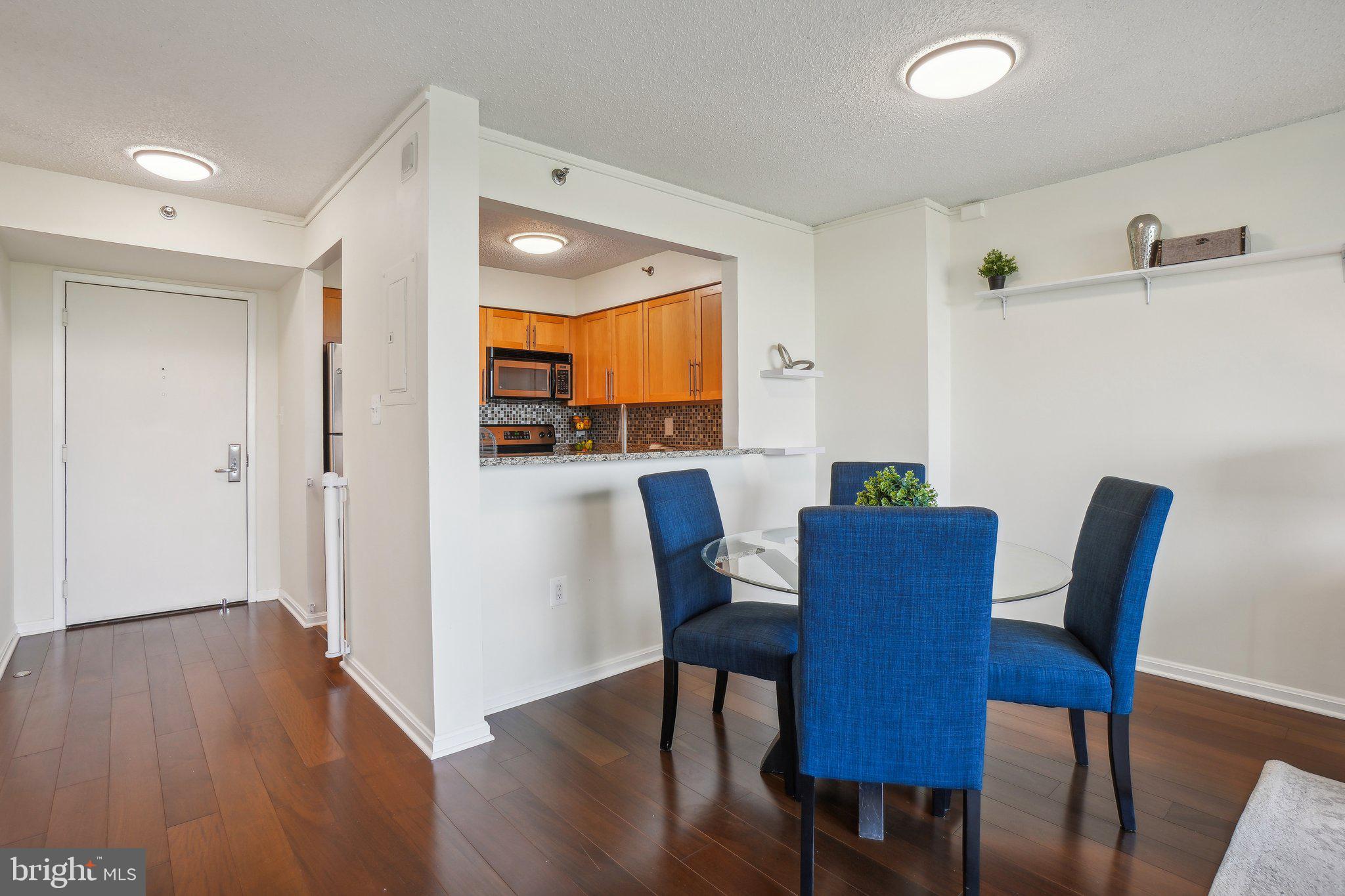 10101 Grosvenor Pl #1604