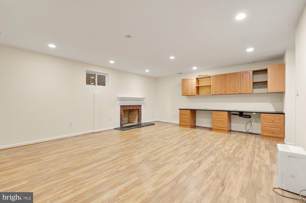 7550 HEATHERTON LN