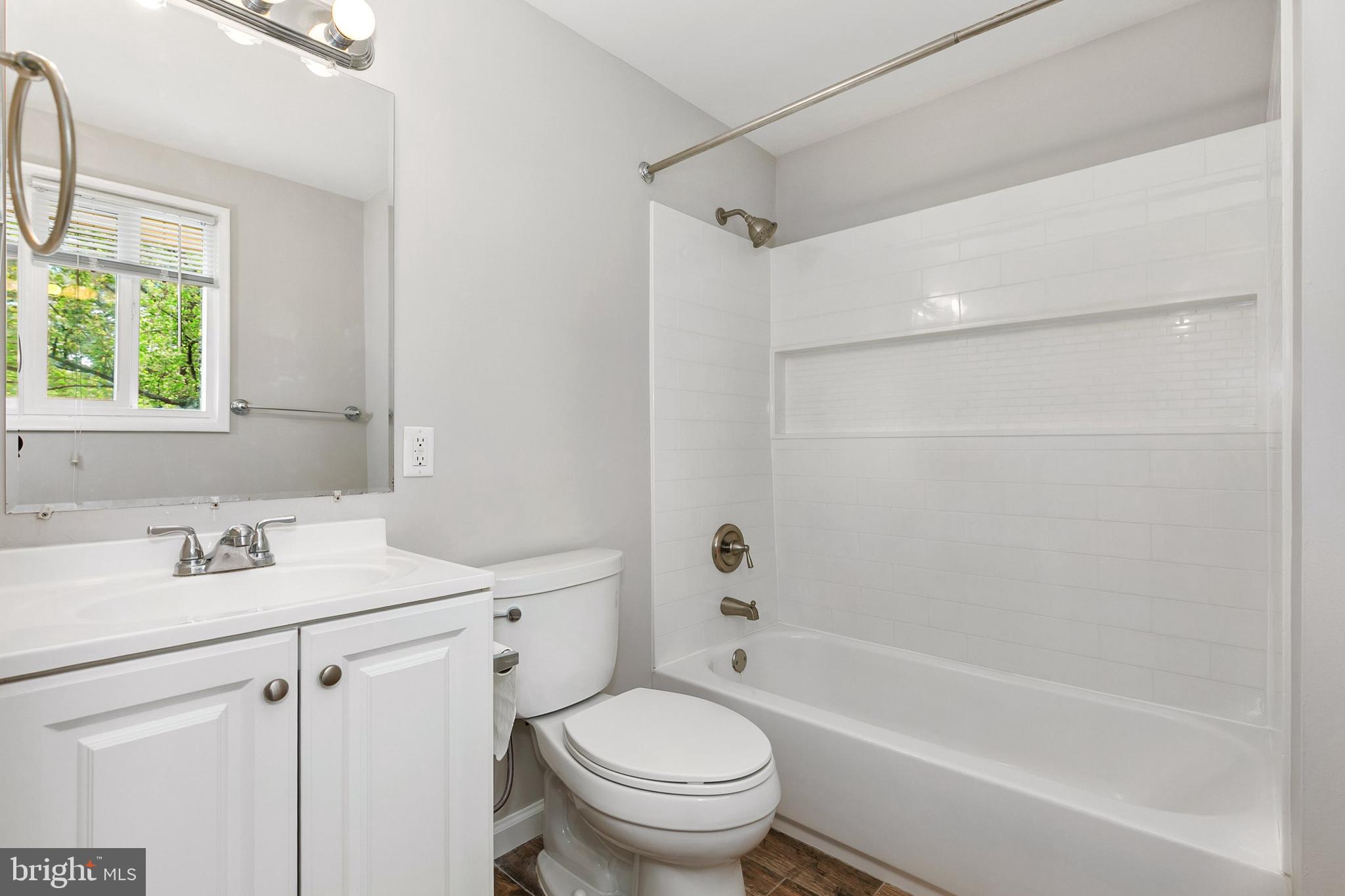 11501 PINEY LODGE ROAD