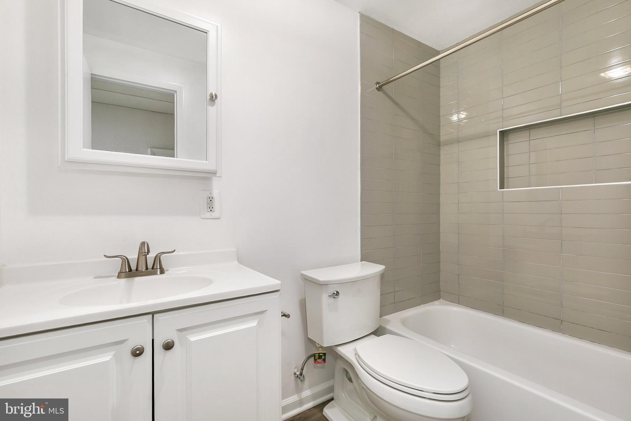 11501 PINEY LODGE ROAD