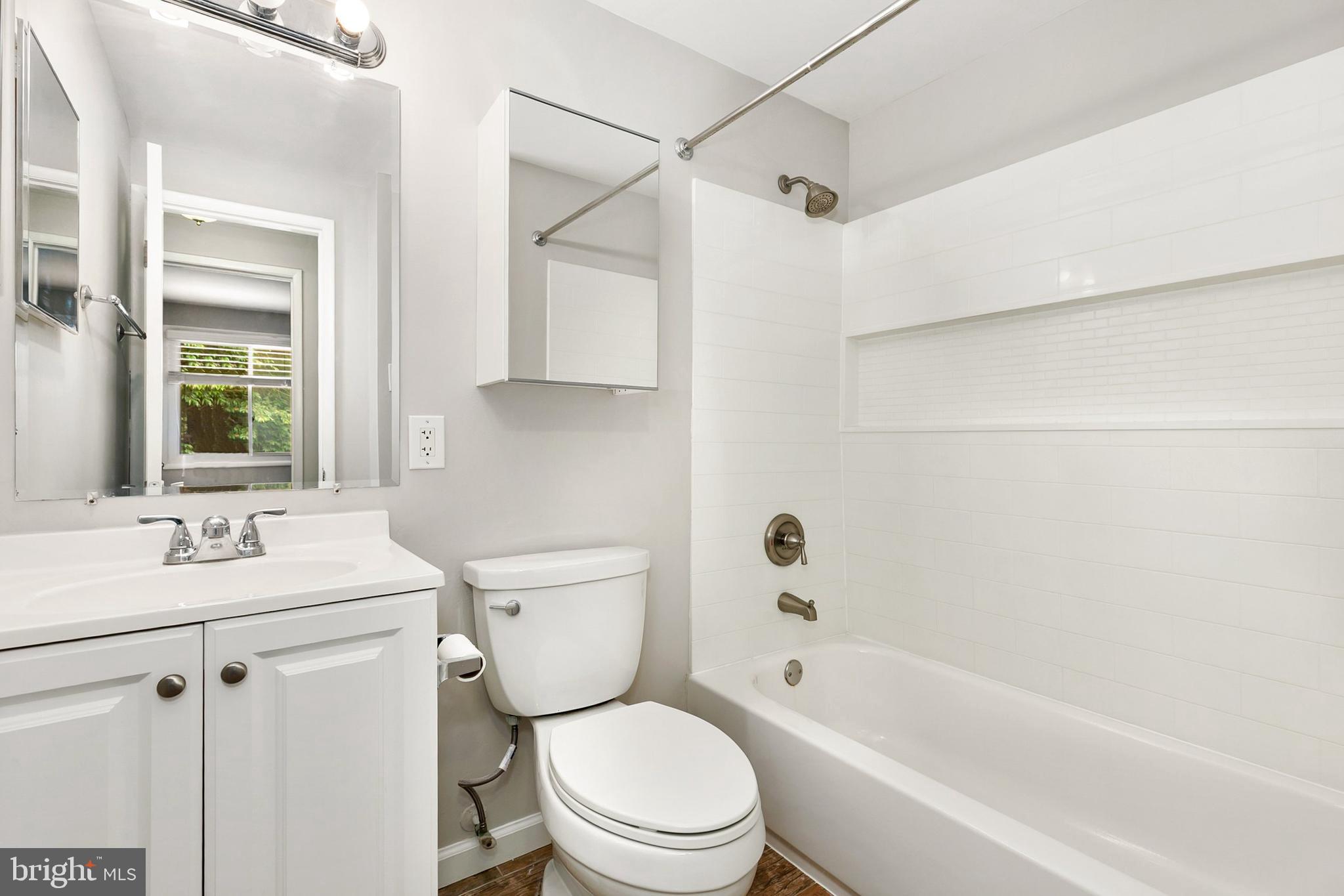 11501 PINEY LODGE ROAD