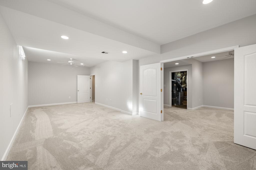 7025 Cypress Hill Dr