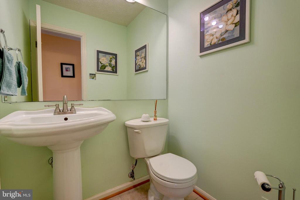 11628 Paramus Dr