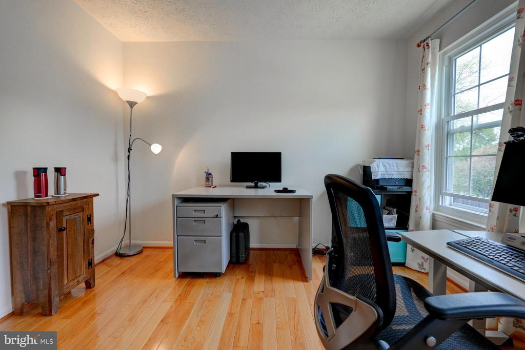 11628 Paramus Dr