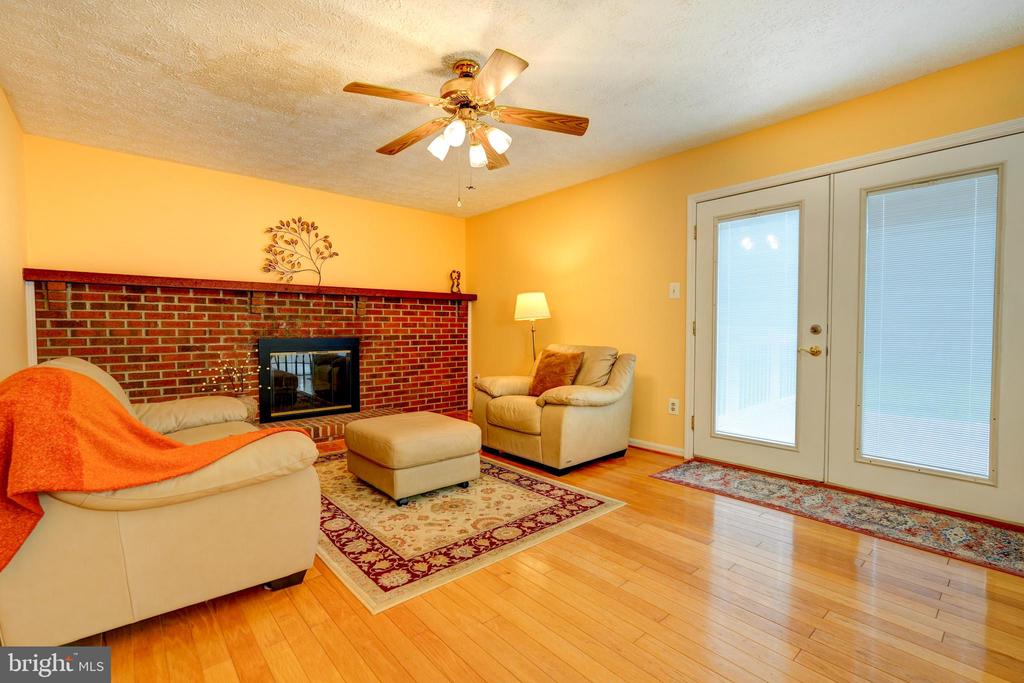 11628 Paramus Dr