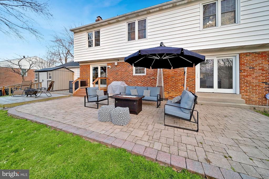 18 ORCHARD WAY N
