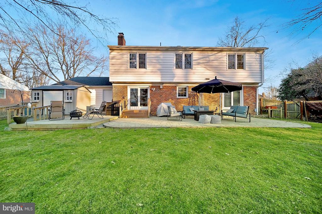 18 ORCHARD WAY N