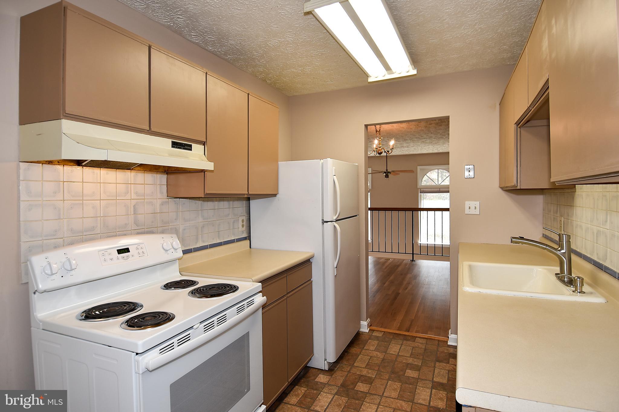 13640 AMBASSADOR DR #13640