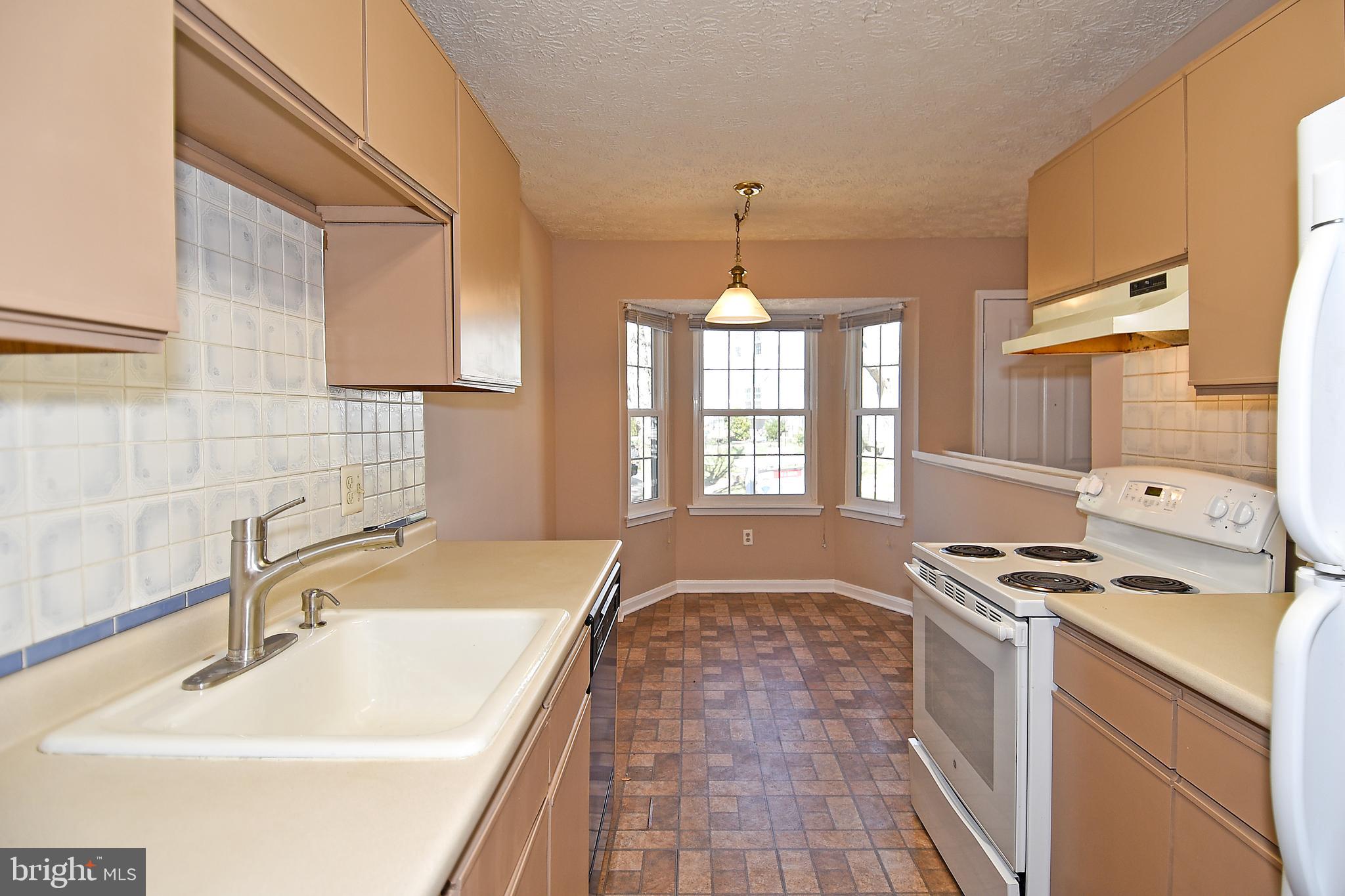 13640 AMBASSADOR DR #13640