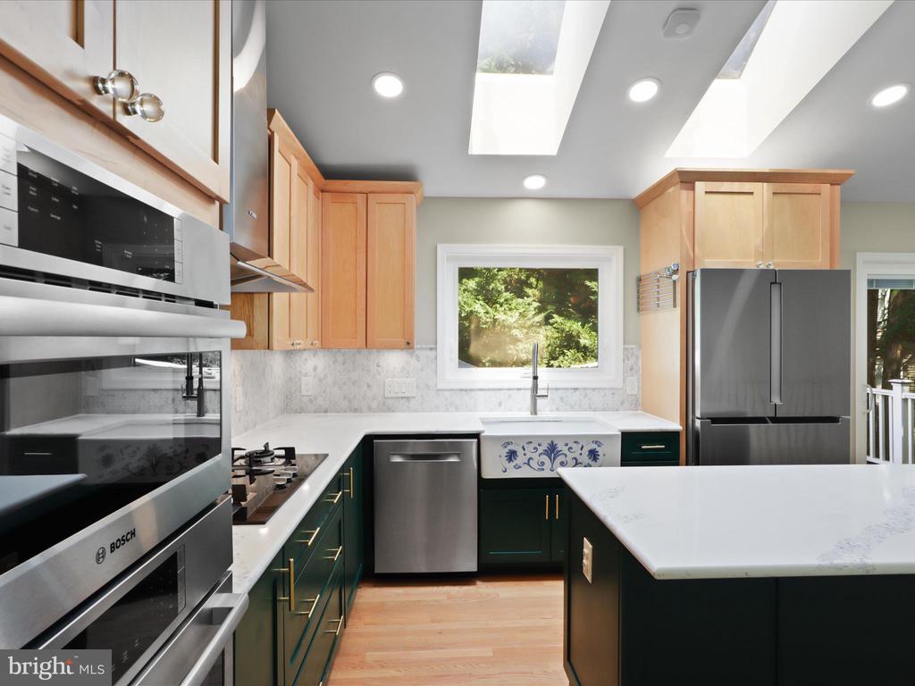 2612 HAWKSHEAD COURT