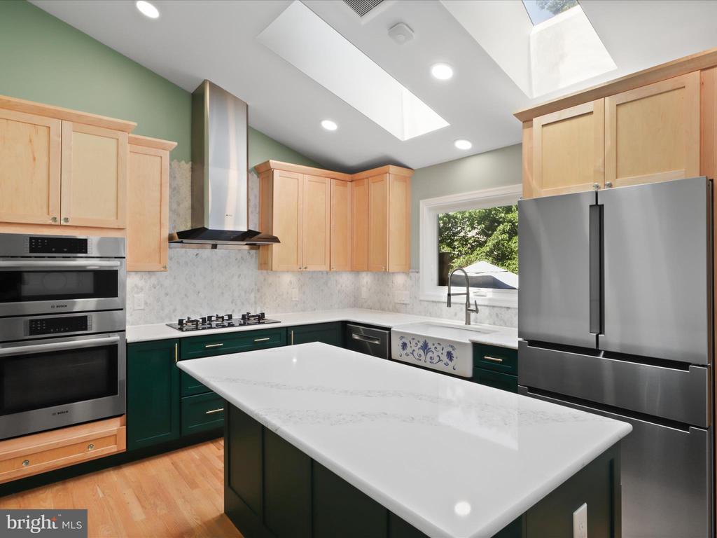 2612 HAWKSHEAD COURT