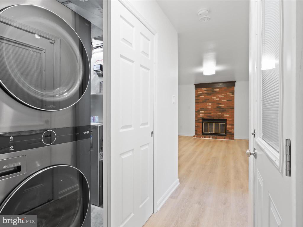 2612 HAWKSHEAD COURT