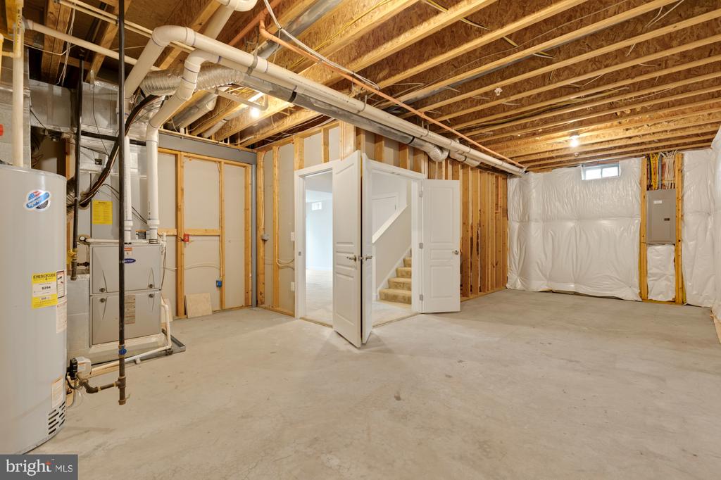 16905 HEARTWOOD DRIVE