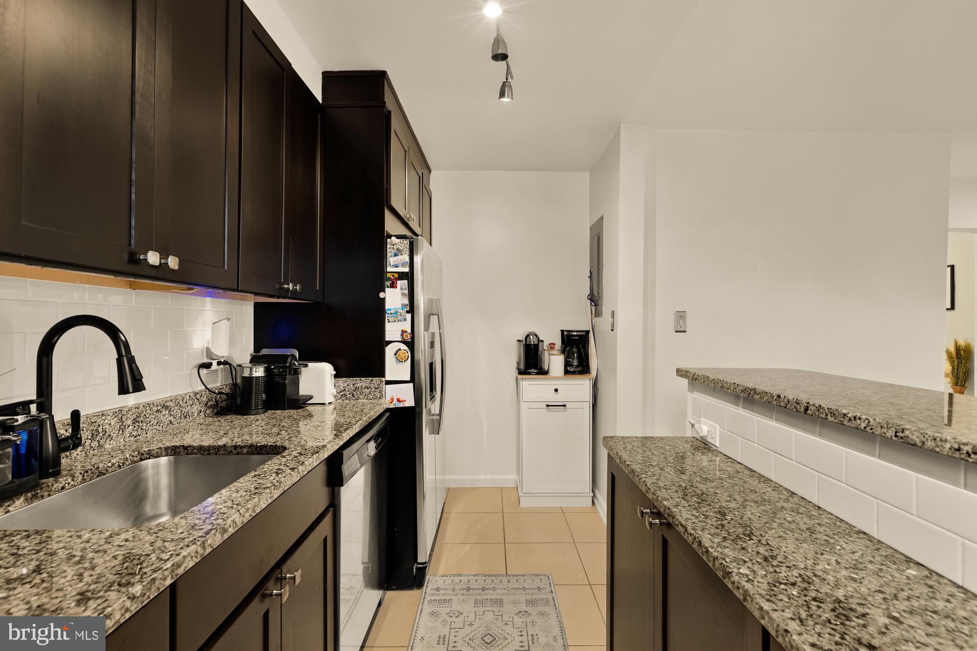 2208 COLSTON DRIVE C-302