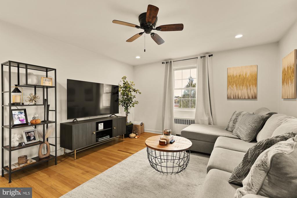 2208 COLSTON DRIVE C-302