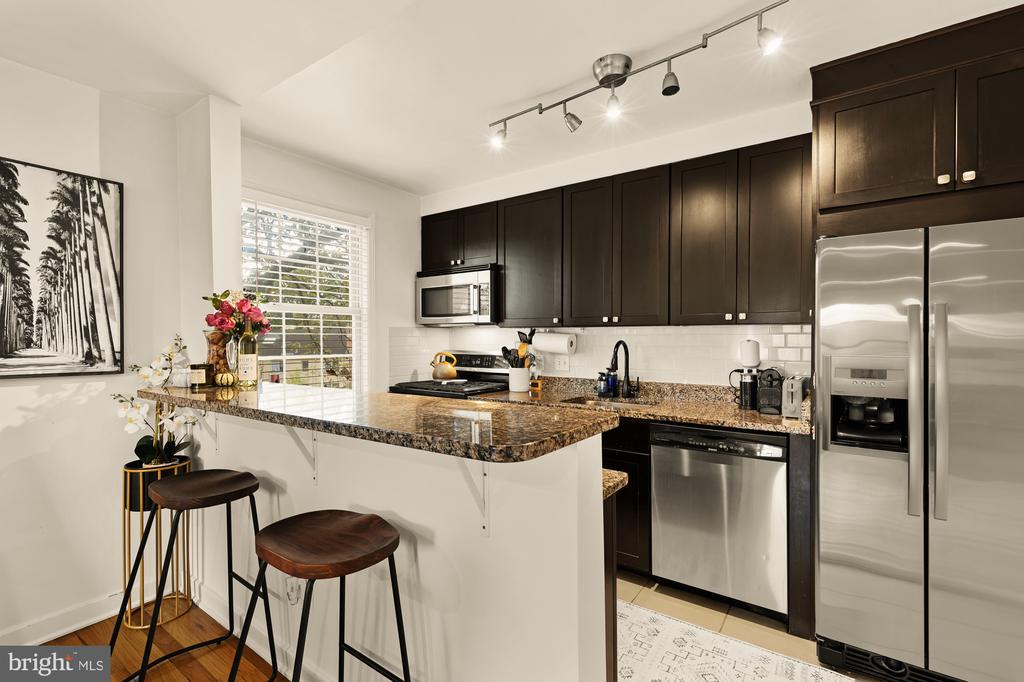 2208 COLSTON DRIVE C-302