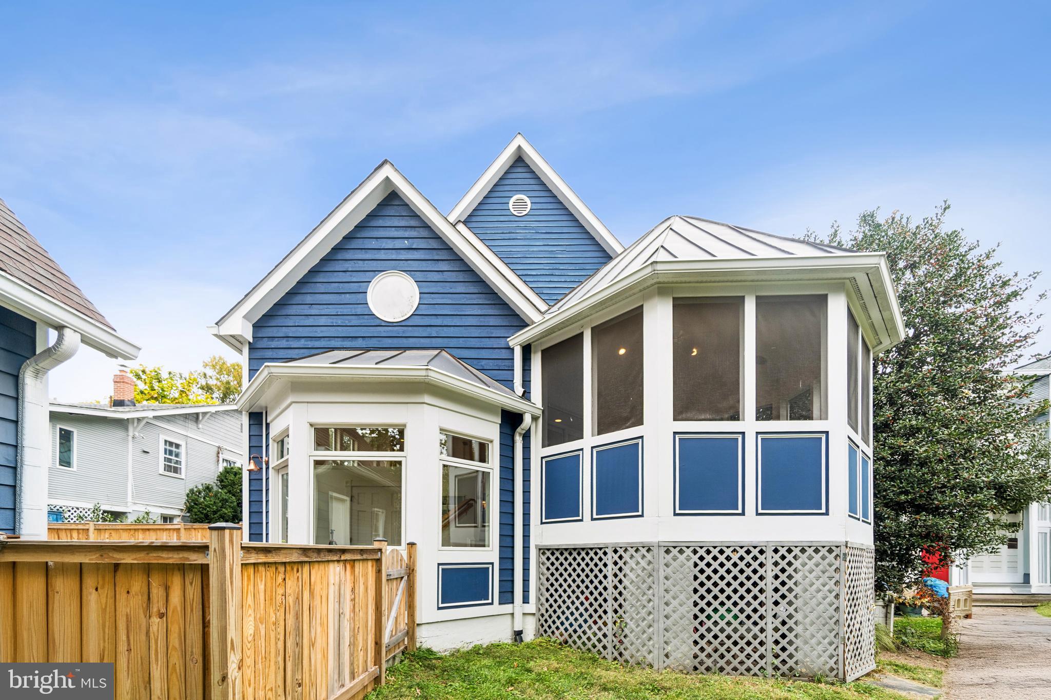 4406 STANFORD STREET