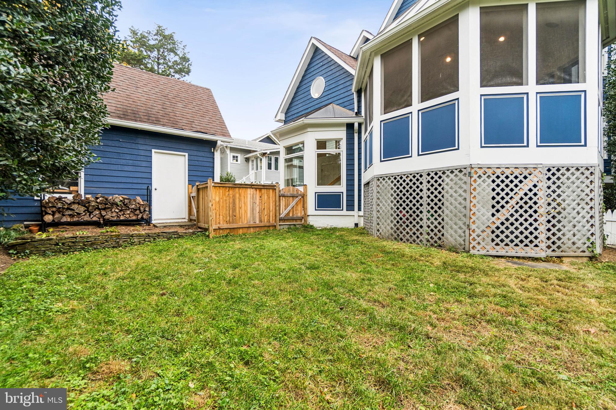 4406 STANFORD STREET