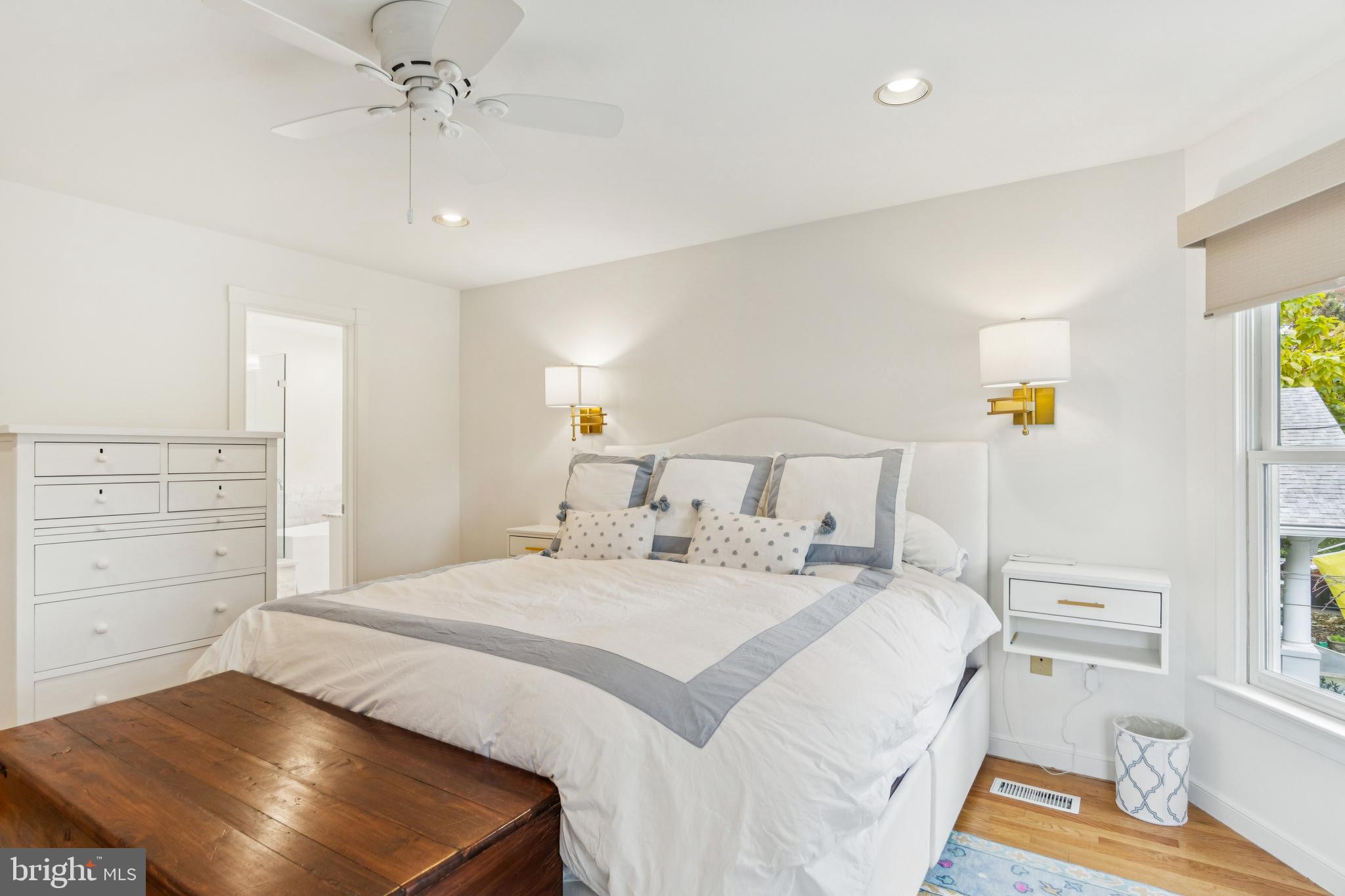 4406 STANFORD STREET