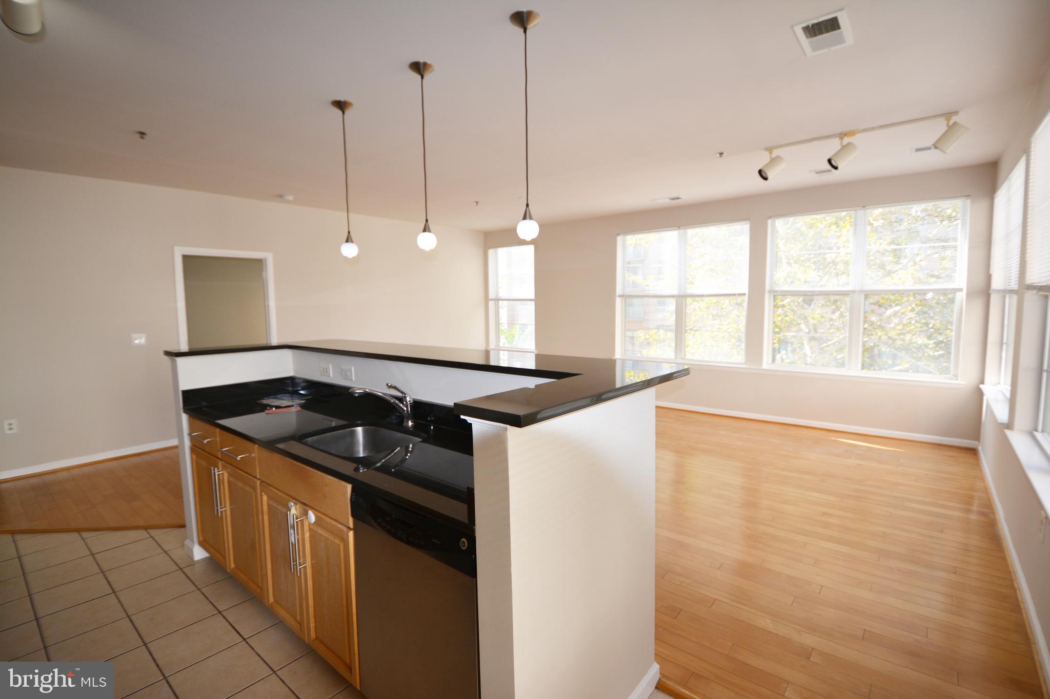 1201 EAST-WEST HIGHWAY 238