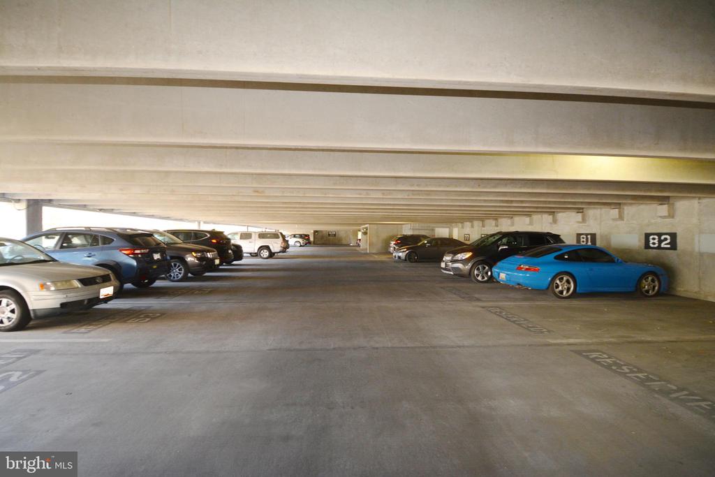 1201 EAST-WEST HIGHWAY 238