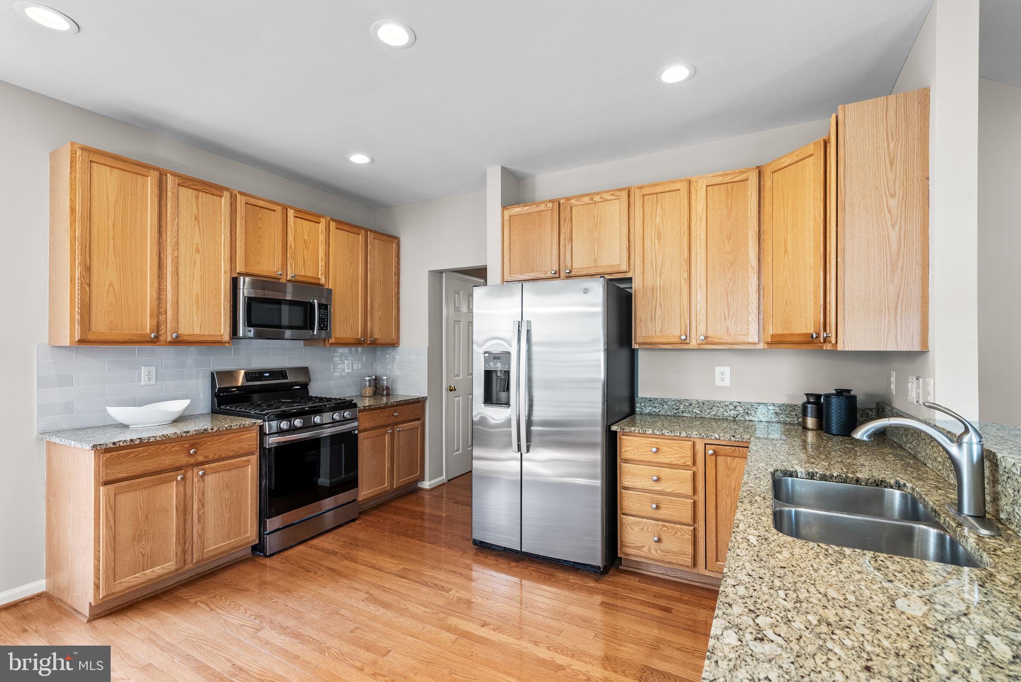 14206 KINGS CROSSING BOULEVARD