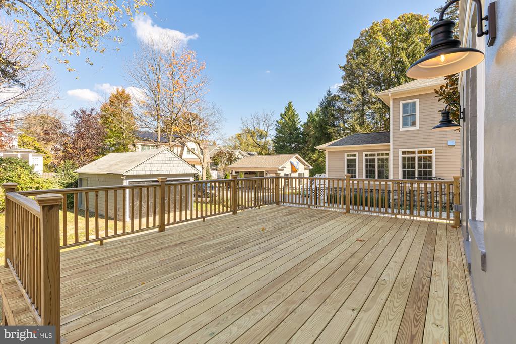 4201 BRADLEY LANE