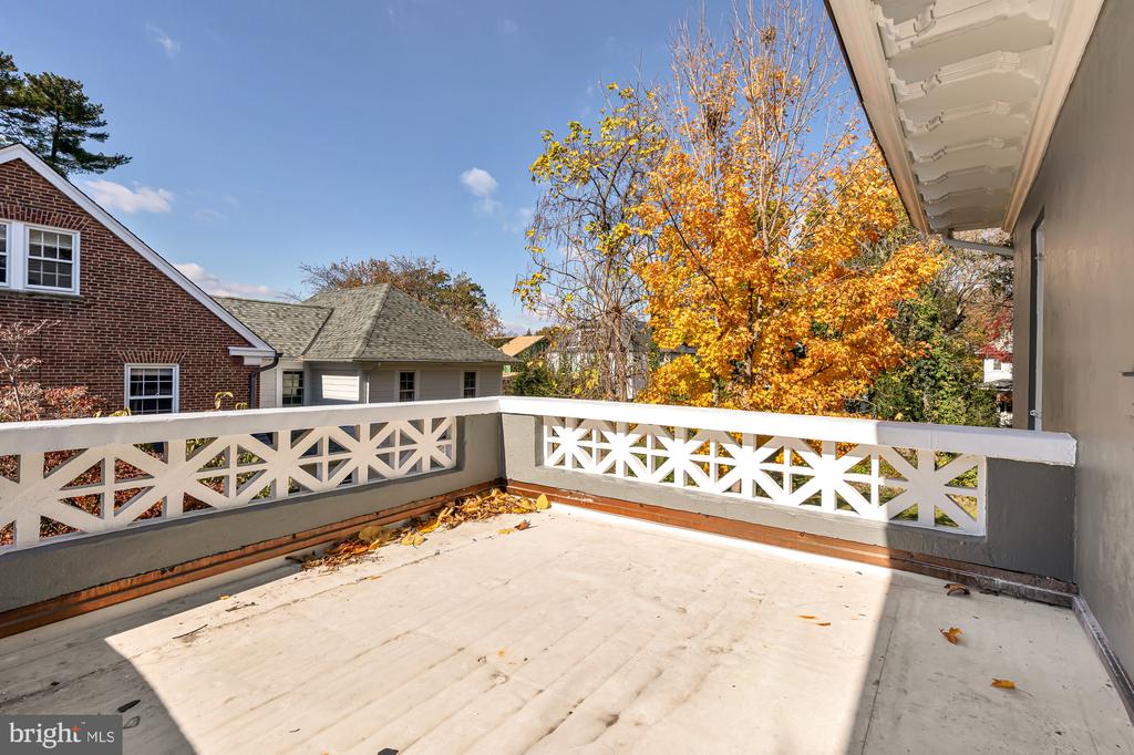 4201 BRADLEY LANE
