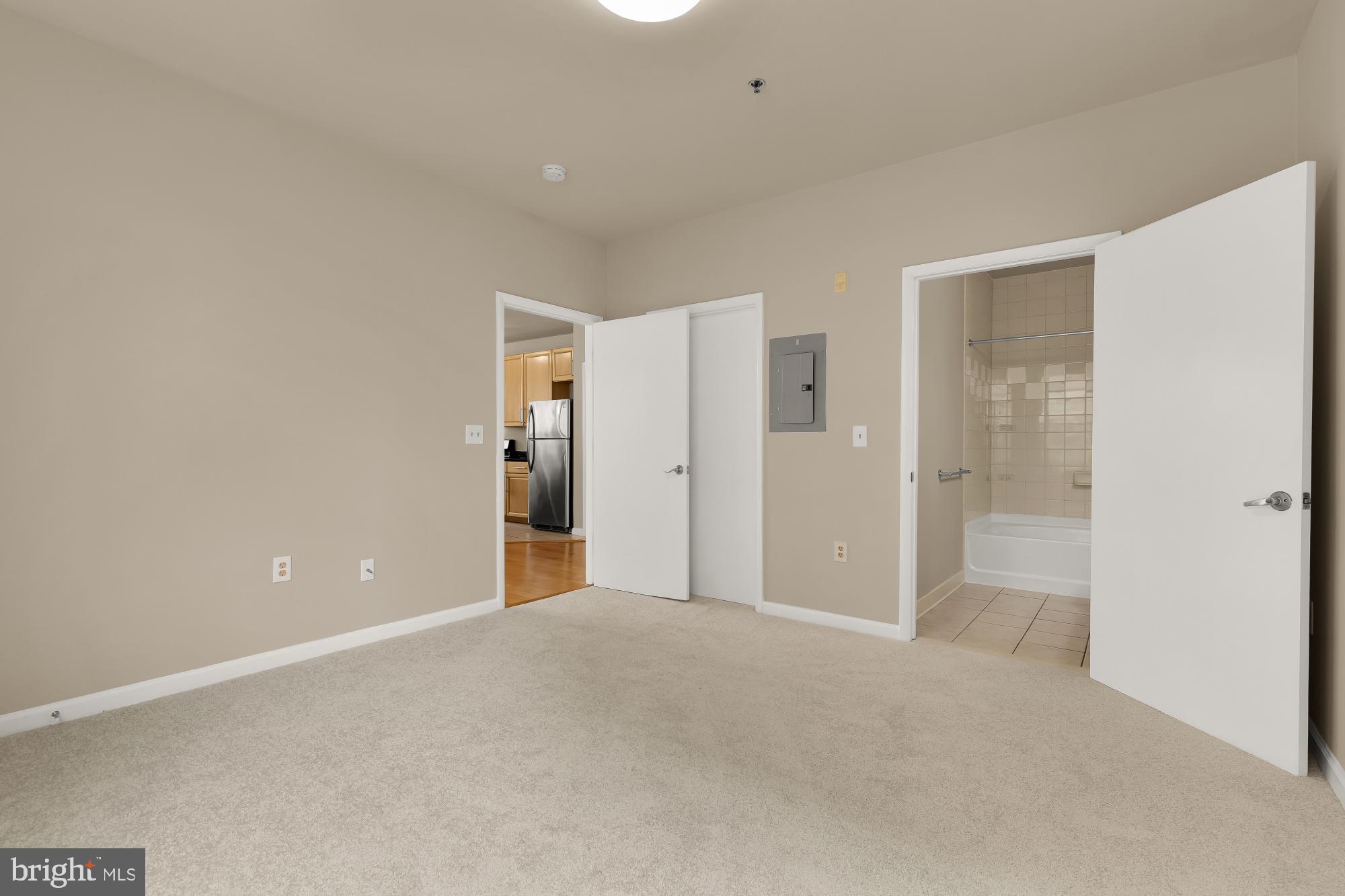 1201 E WEST HIGHWAY 238