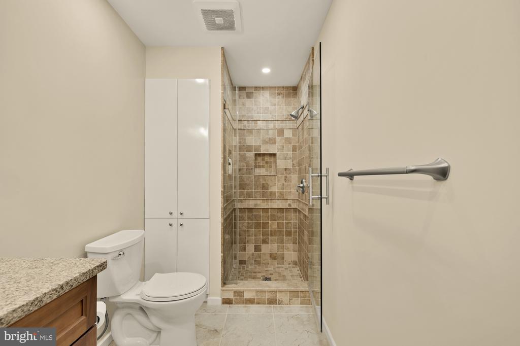 10419 CROSSING CREEK
