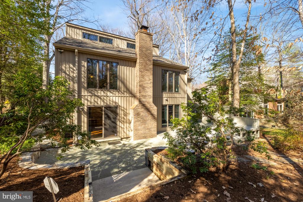 10419 CROSSING CREEK