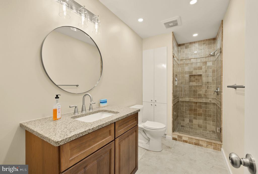 10419 CROSSING CREEK