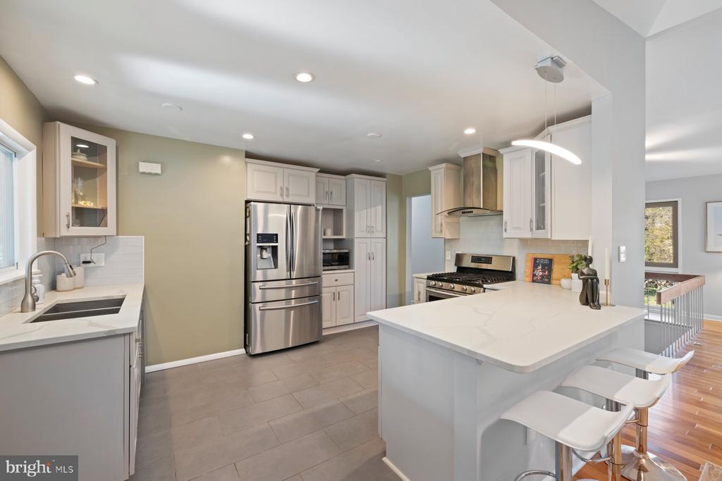 11504 BRANDY HALL LANE