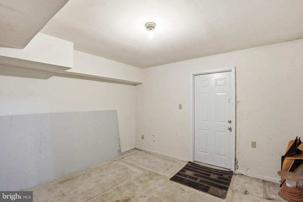17107 OVERHILL ROAD