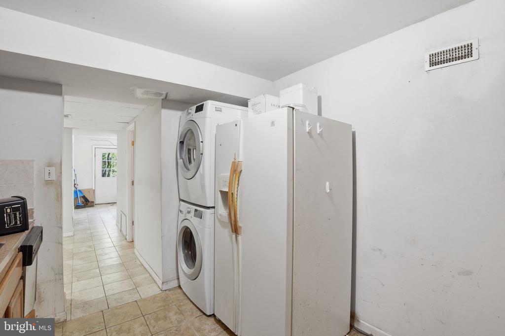 17107 OVERHILL ROAD