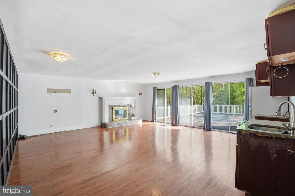 17107 OVERHILL ROAD
