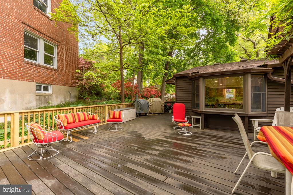 8323 HADDON DRIVE