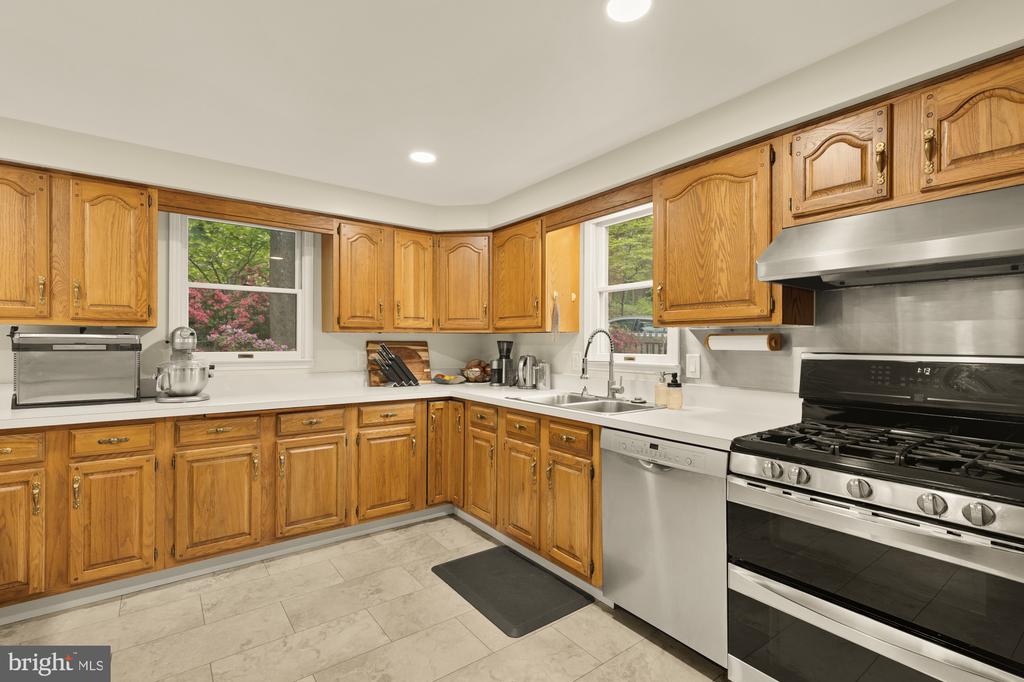 8323 HADDON DRIVE