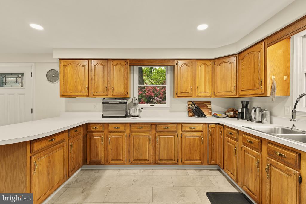 8323 HADDON DRIVE
