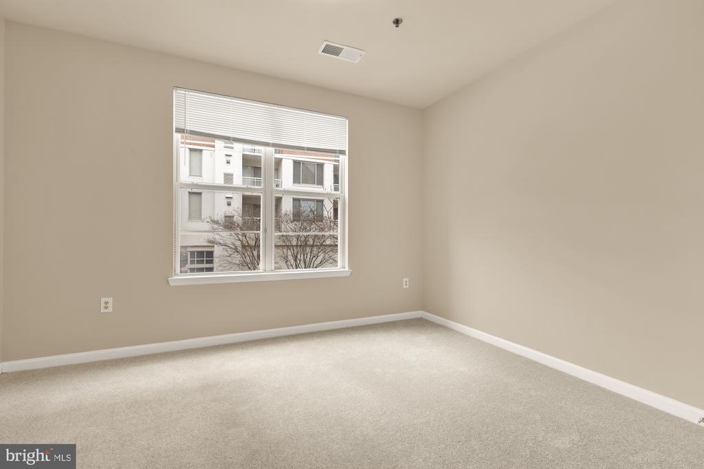 1201 E WEST HIGHWAY 238