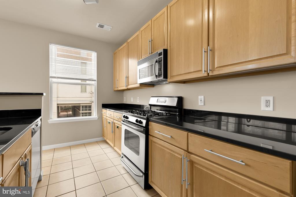 1201 E WEST HIGHWAY 238